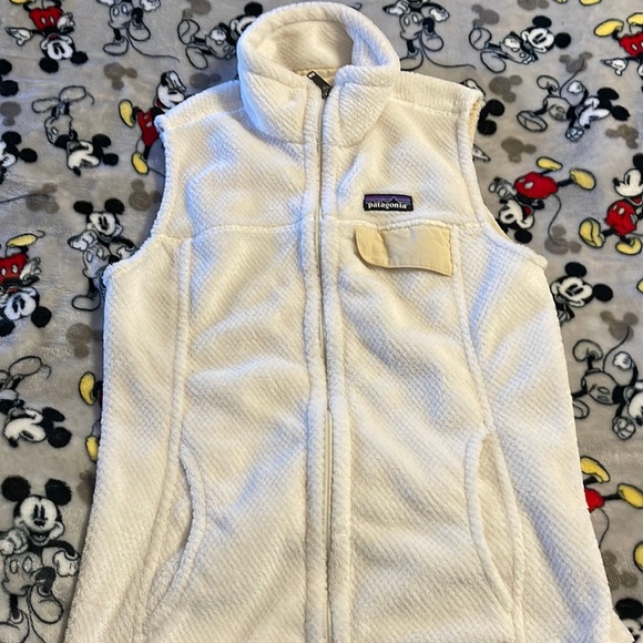 Patagonia ladies Sz small creme polartec fleece vest - Picture 1 of 4